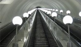 网红扶梯吃瓜视频