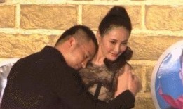 爆料明星被揩油视频,娱乐圈潜规则再引热议