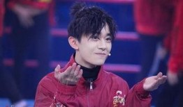 王者爆料易烊千玺视频回放,揭秘游戏幕后精彩瞬间