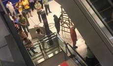 网红扶梯吃瓜视频